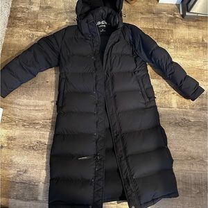 Aritzia super long puff jacket size small
